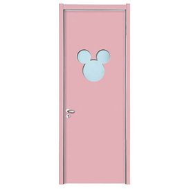 Деревянная дверь